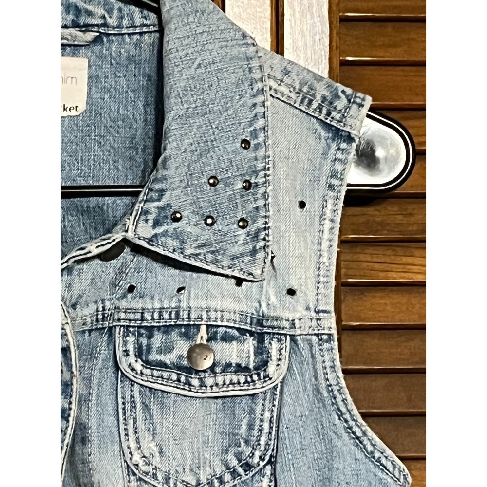 Womens Studded Acid Wash Denim Vest Sleeveless Jean Jacket Small - Picture 4 of 8
